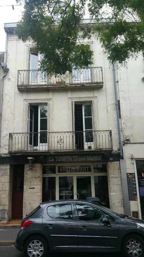 Quartier Historique Proche Des Halles